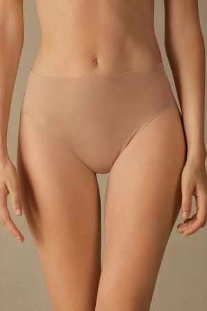 Intimissimi High Taille String in Seamless Ultralight Microfiber Natural | LNLSX46979