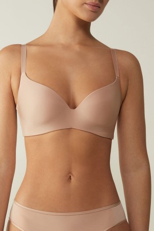 Intimissimi Adele Triangle Bra in Ultralight Microfiber Natural | MNLFT52255