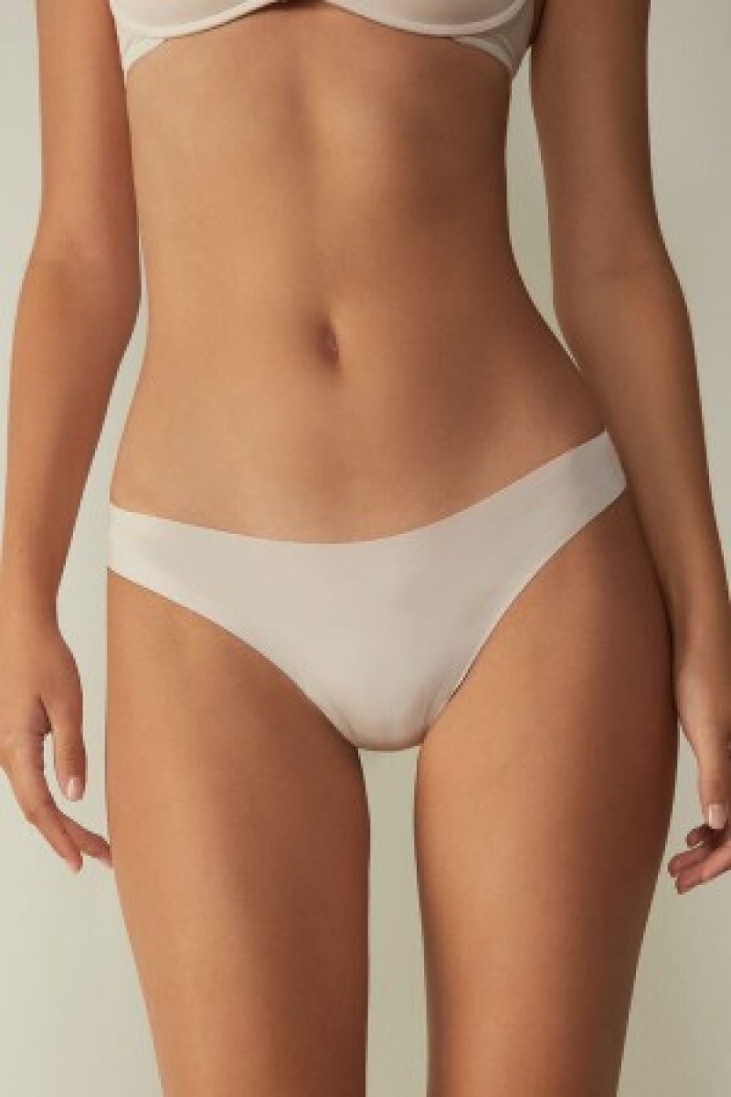 Intimissimi Brazilian Panties in Seamless Ultra Light Microfiber Natural | NLNZX35536