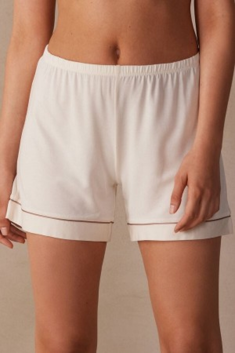 Intimissimi Modal Shorts with Contrast Trim Natural | NLEGJ50643